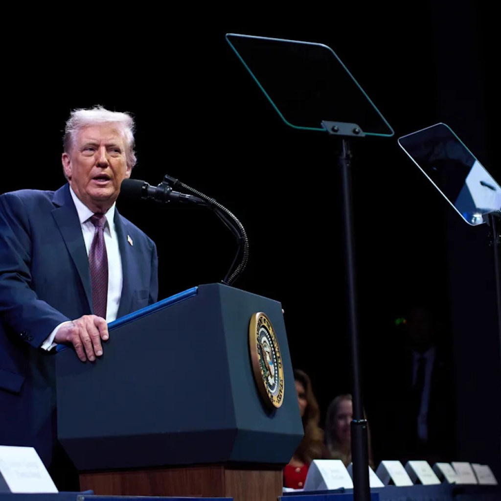 Democrats launch suggestive letter to Epstein purportedly signed by Trump, which he denies Democrats launch suggestive letter to Epstein purportedly signed by Trump, which he denies