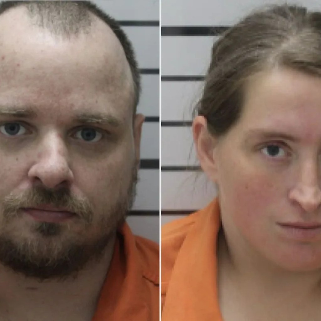 Mom and Stepfather Charged with Youngster Neglect After 11-Yr-Previous Was Allegedly Pressured to Give Beginning at House And not using a Physician Mom and Stepfather Charged with Youngster Neglect After 11-Yr-Previous Was Allegedly Pressured to Give Beginning at House And not using a Physician