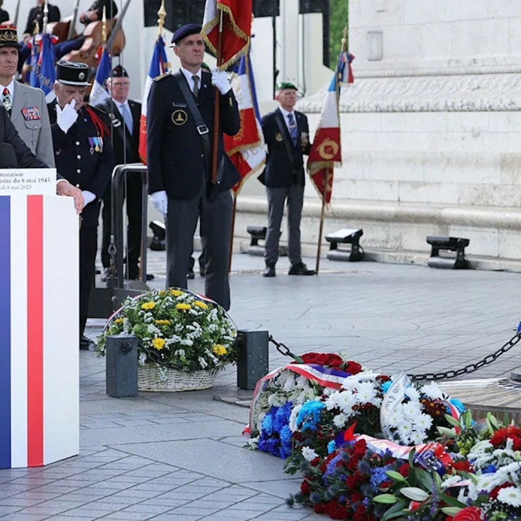 France strips residency from 47-year-old Moroccan man who lit cigarette at Arc de Triomphe battle memorial France strips residency from 47-year-old Moroccan man who lit cigarette at Arc de Triomphe battle memorial