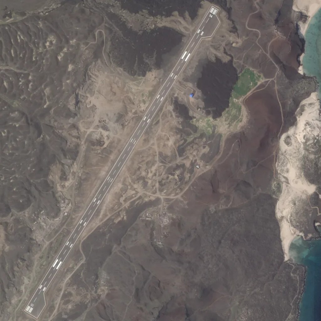 A mysterious airstrip constructed on a Yemeni island comes as Houthi rebels are more and more squeezed A mysterious airstrip constructed on a Yemeni island comes as Houthi rebels are more and more squeezed