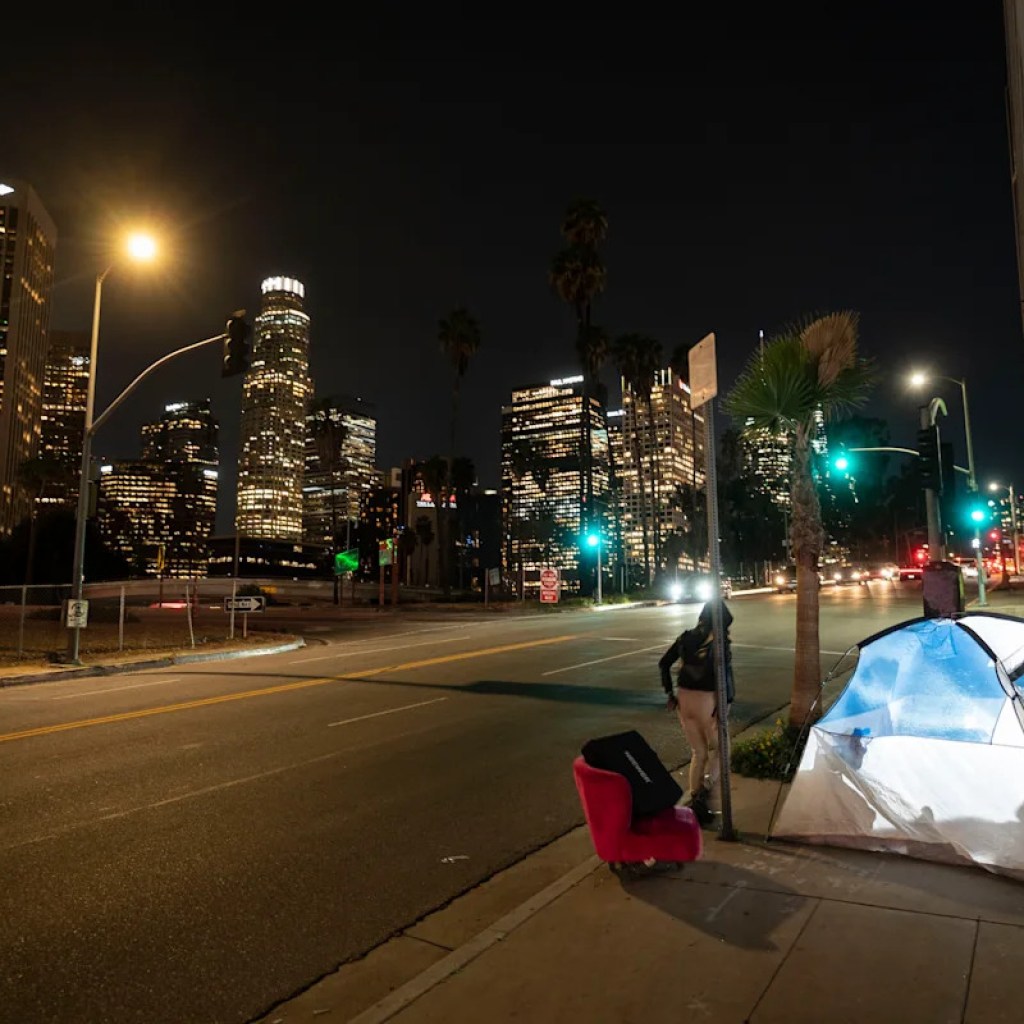 Most US adults assume particular person selections hold folks in poverty, new AP-NORC/Harris ballot finds Most US adults assume particular person selections hold folks in poverty, new AP-NORC/Harris ballot finds