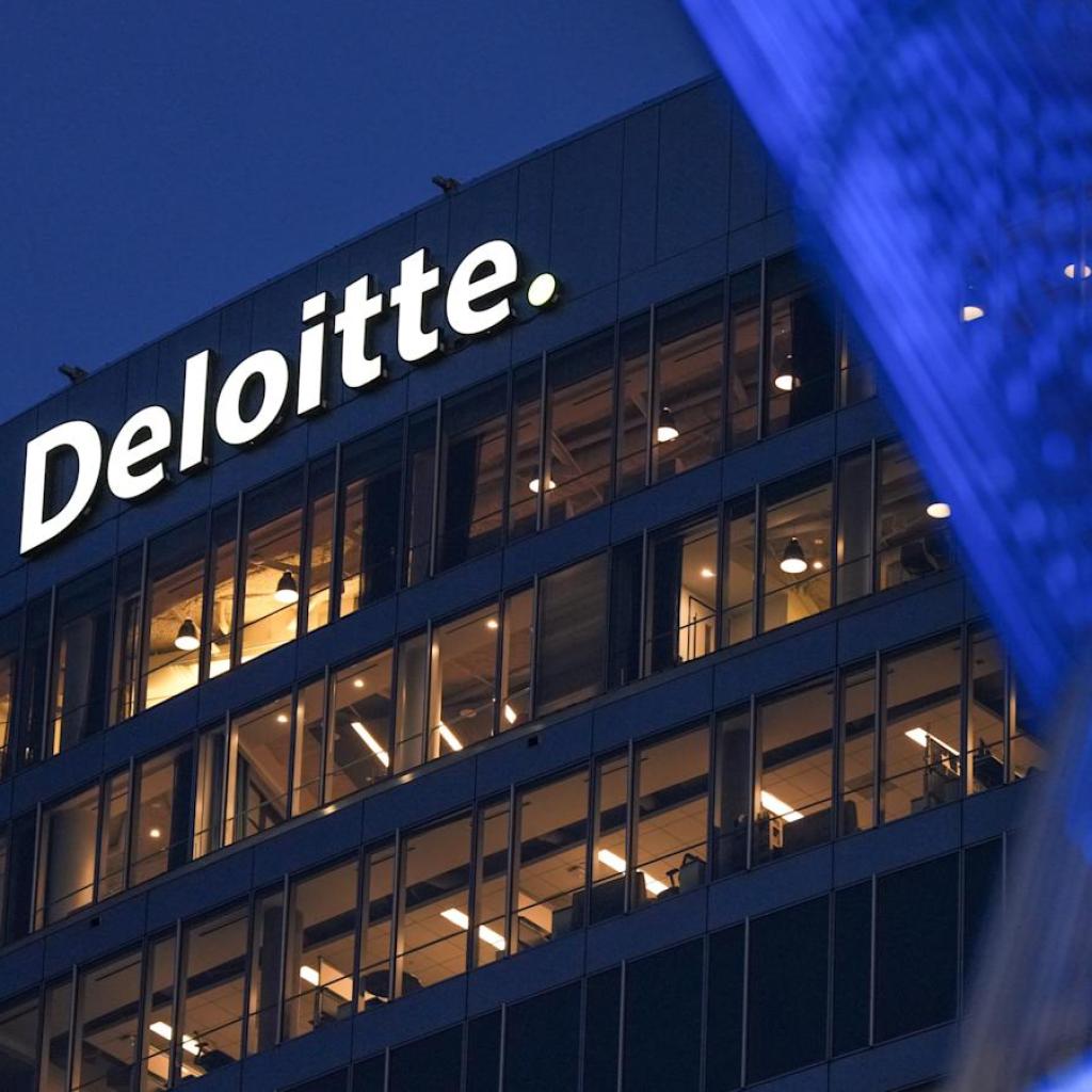 Trump’s 0,000 H-1B visa provides extra stress to consulting’s rising recruitment woes Trump’s 0,000 H-1B visa provides extra stress to consulting’s rising recruitment woes