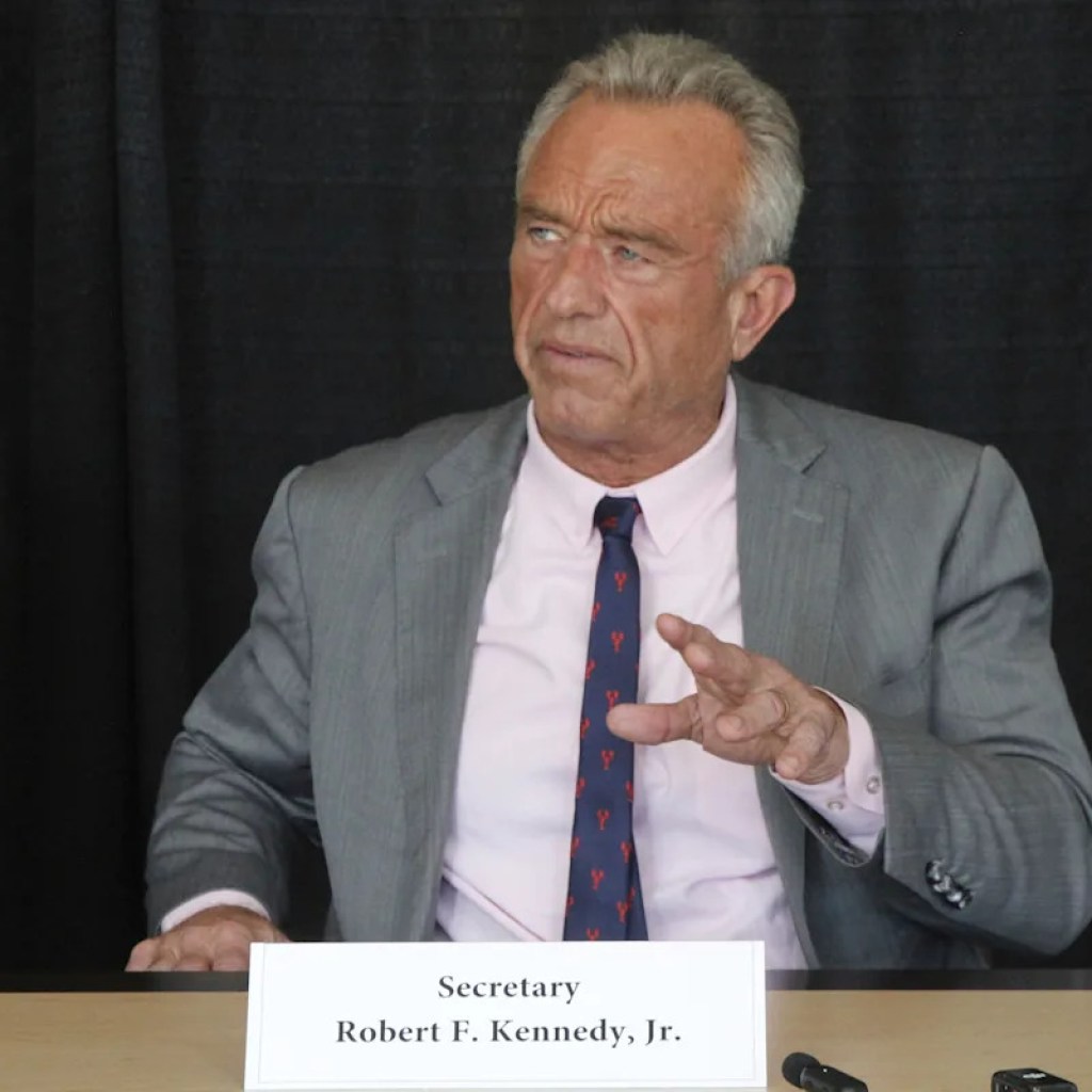 Trump administration to award a no-bid contract on analysis into vaccines and autism Trump administration to award a no-bid contract on analysis into vaccines and autism