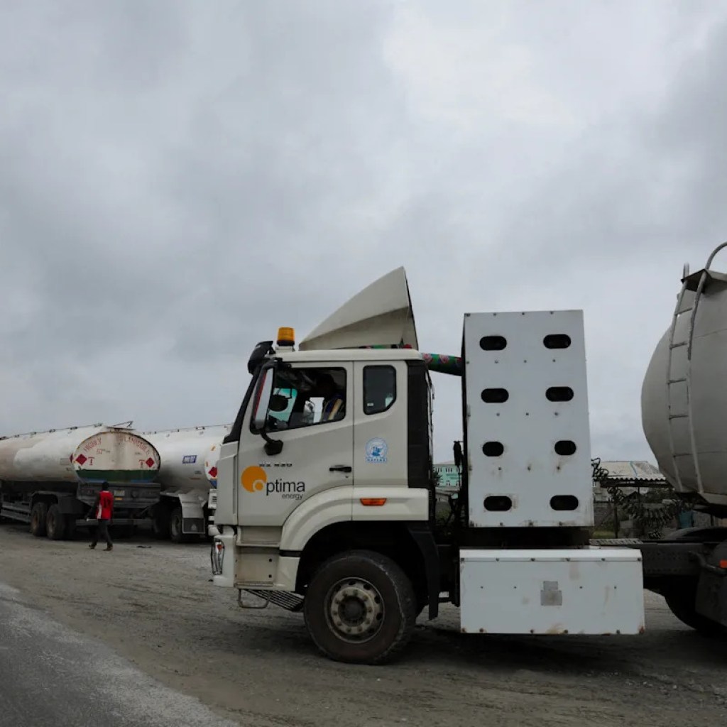 Nigerian gasoline tanker explosion kills 35, street security company says Nigerian gasoline tanker explosion kills 35, street security company says