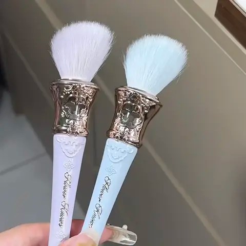 꽃은 백조 발레 스팟 브러쉬 울 한여름 딸기 로코코 블러쉬 푹신한 컨디셔닝 메이크업 도구 꽃은 알고 있습니다