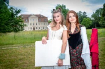 ZDF-Herzkino: Märchen – “Schneeweißchen & Rosenrot” ZDF-Herzkino: Märchen – “Schneeweißchen & Rosenrot”