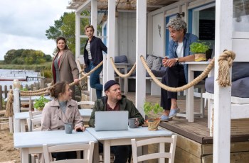 ZDF, 20:15 Uhr: „Viergefühl – Freunde sind mehr“ ZDF, 20:15 Uhr: „Viergefühl – Freunde sind mehr“