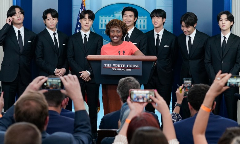 BTS đến thăm White House với lời kêu gọi chấm dứt sự căm ghét chống người Châu Á BTS đến thăm White House với lời kêu gọi chấm dứt sự căm ghét chống người Châu Á