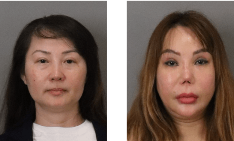 Left: Tien Tran, right: Bili Ruan Left: Tien Tran, right: Bili Ruan