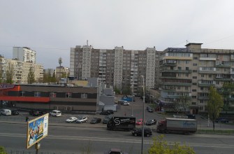 Кінотеатр Братислава Зупинка маршрутного транспорту Київ Кінотеатр Братислава Зупинка маршрутного транспорту Київ