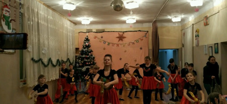 Клуб за місцем проживання Гном Центр культури Київ Клуб за місцем проживання Гном Центр культури Київ