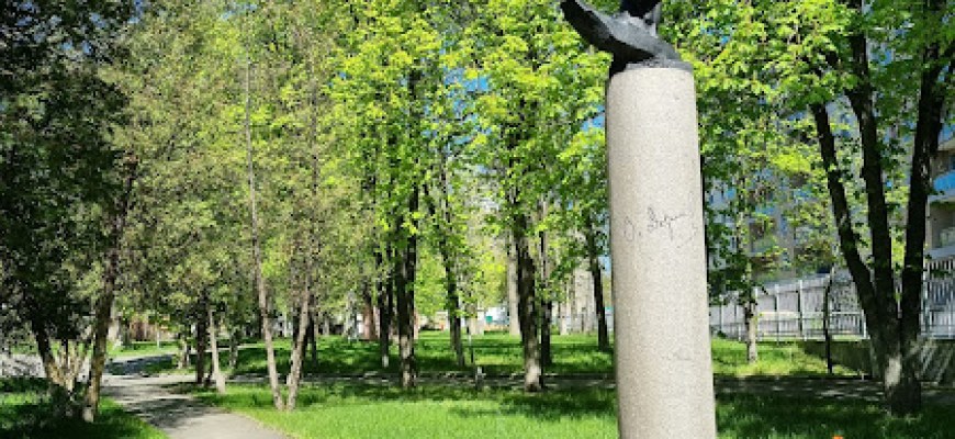 Кіностудія Довженка Кіновиробнича компанія Київ Кіностудія Довженка Кіновиробнича компанія Київ