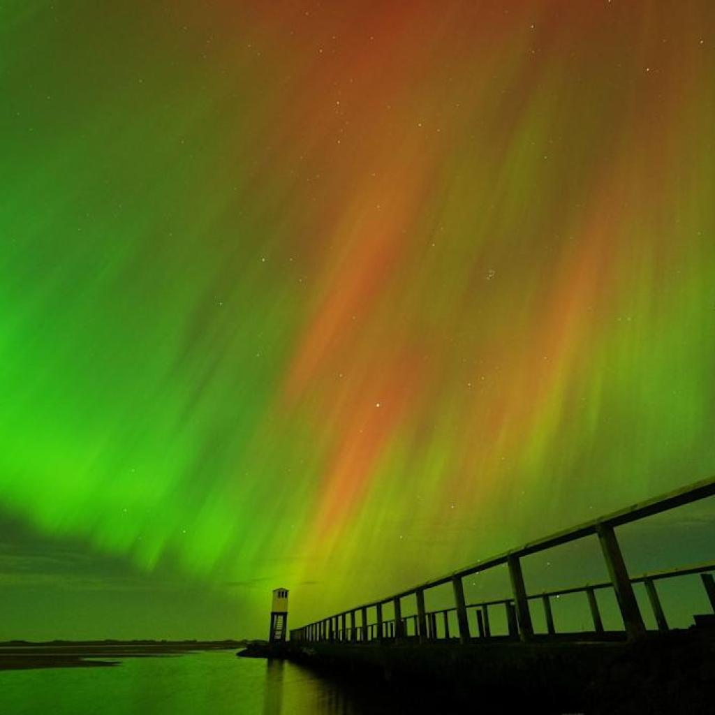 Met Office transfers to new supercomputer to boost UK forecast accuracy Met Office transfers to new supercomputer to boost UK forecast accuracy