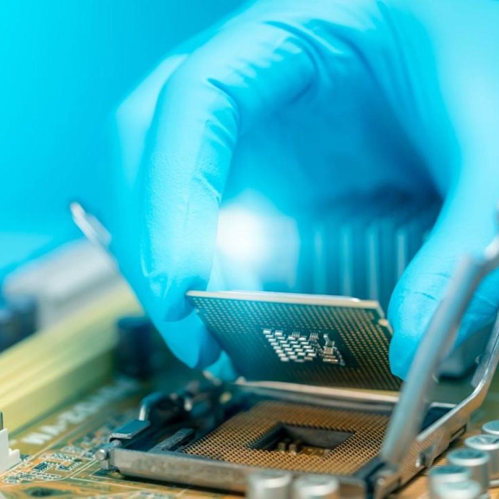 Intel Slashes Arrow Lake Prices Amid Tough Competition From AMD Intel Slashes Arrow Lake Prices Amid Tough Competition From AMD