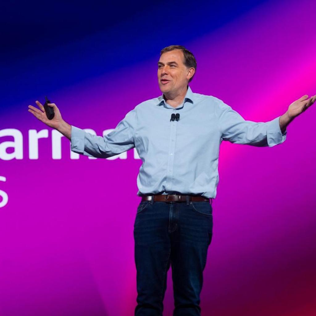 Amazon is jumping on the DeepSeek wave to boast about its AI game. But the real test will be its upcoming earnings Amazon is jumping on the DeepSeek wave to boast about its AI game. But the real test will be its upcoming earnings