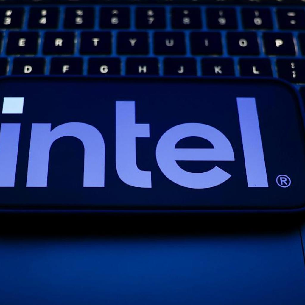 Why this strategist says Intel is making ‘a mess’ Why this strategist says Intel is making ‘a mess’