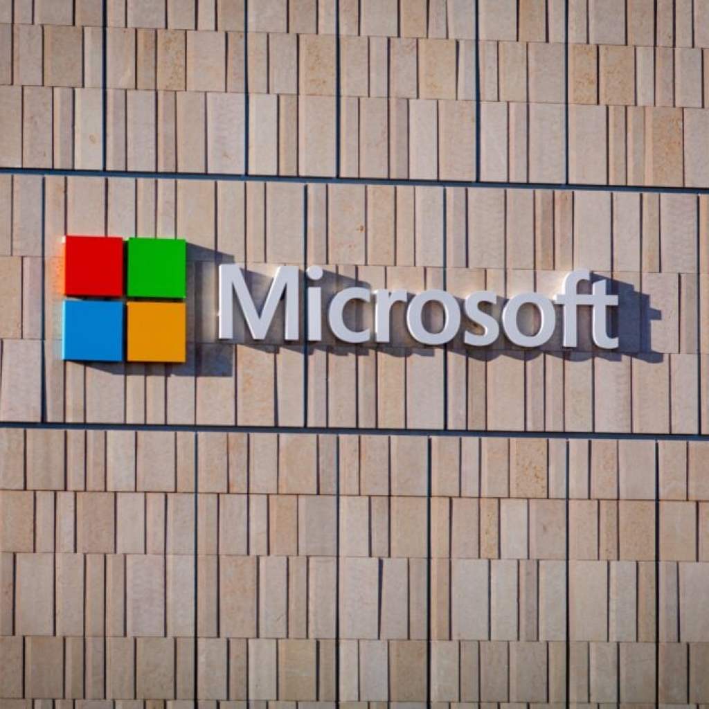 SemiAnalysis President Says Microsoft Is ‘Getting Owned’ In AI Race, Praises AWS Scale SemiAnalysis President Says Microsoft Is ‘Getting Owned’ In AI Race, Praises AWS Scale