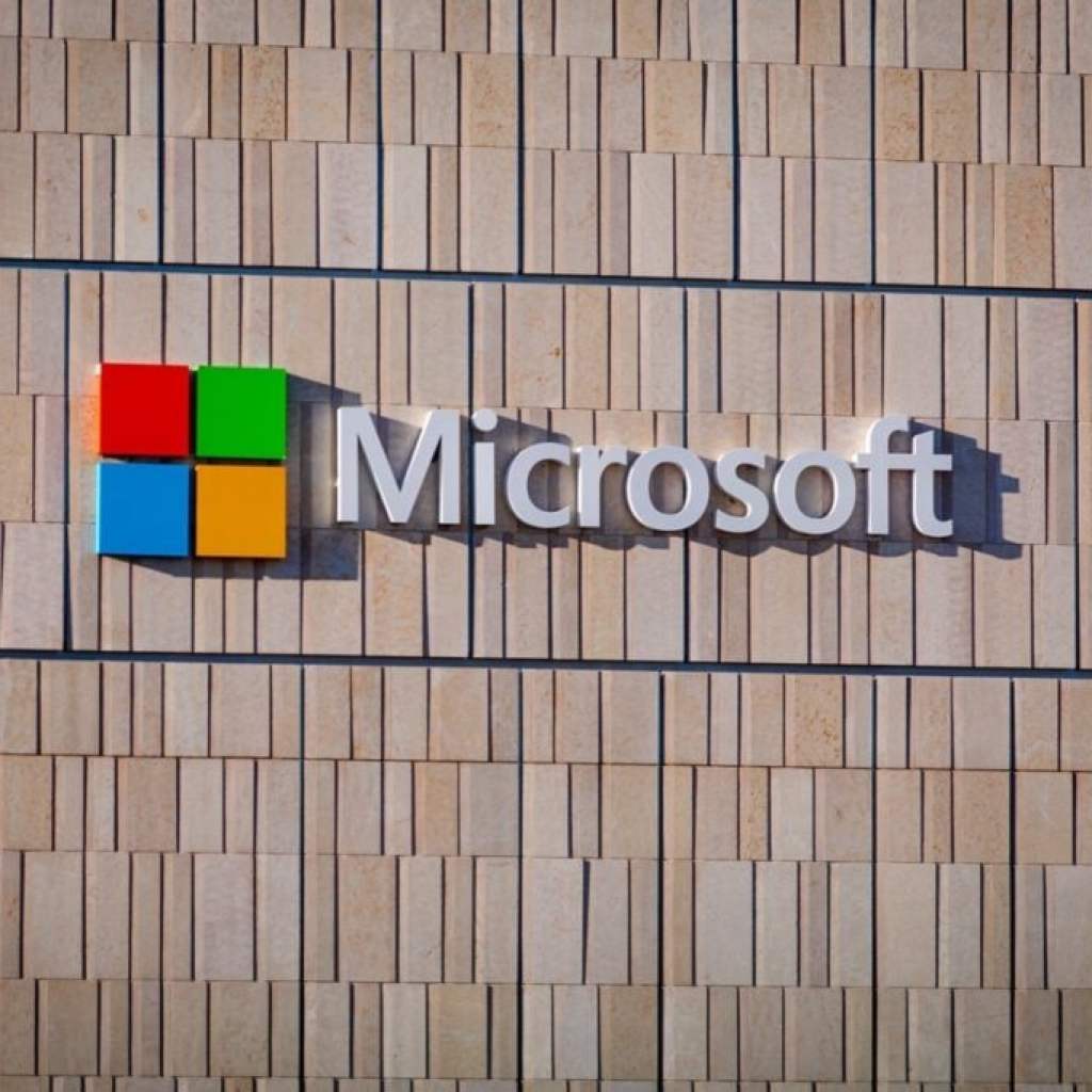 Elizabeth Warren Targets Amazon, Google, Microsoft And Meta After Warning That AI Data Centers ‘Use As Much Electricity As 100,000 Households’ Elizabeth Warren Targets Amazon, Google, Microsoft And Meta After Warning That AI Data Centers ‘Use As Much Electricity As 100,000 Households’