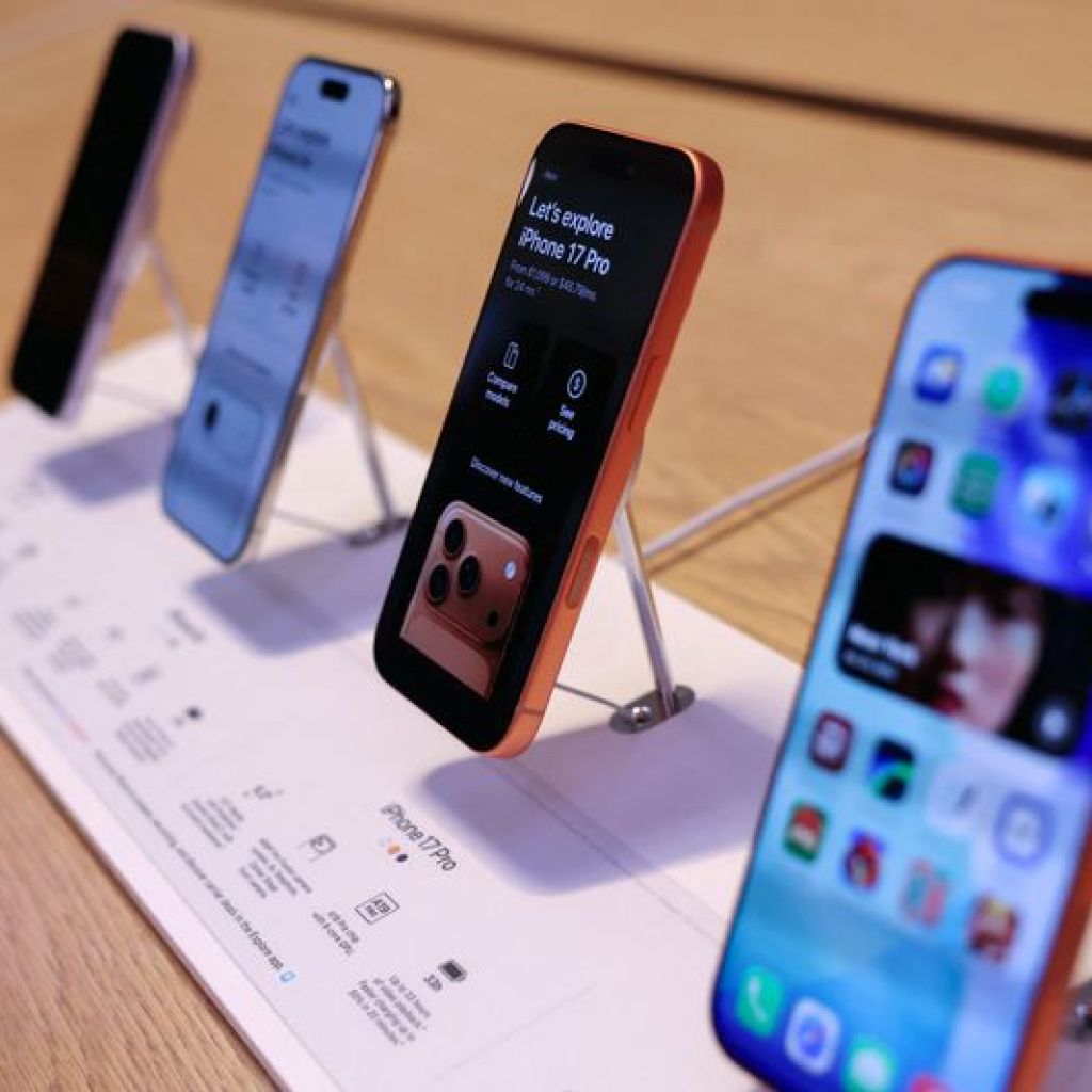 Strong iPhone sales to power Apple’s holiday quarter, Google AI deal in focus Strong iPhone sales to power Apple’s holiday quarter, Google AI deal in focus
