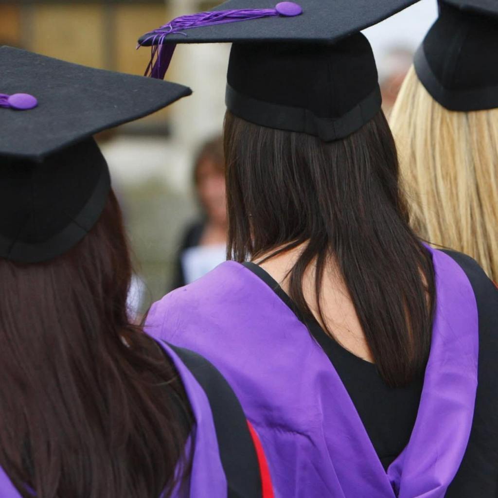 Surge in 18-year-olds applying for UK engineering degrees Surge in 18-year-olds applying for UK engineering degrees