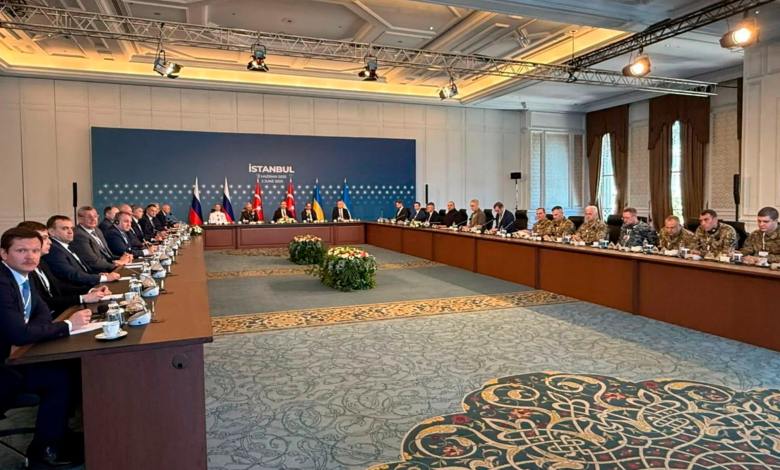 Ukraine and Russia far apart on ceasefire terms at Istanbul talks Ukraine and Russia far apart on ceasefire terms at Istanbul talks
