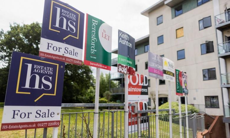 Barclays joins other lenders to cut mortgage rate below 4% Barclays joins other lenders to cut mortgage rate below 4%