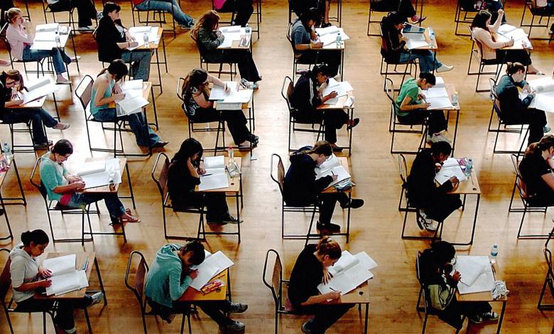 Students must learn to be more than mindless ‘machine-minders’ Students must learn to be more than mindless ‘machine-minders’
