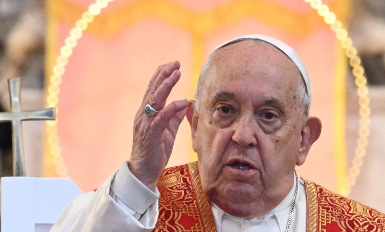 Pope Francis dies aged 88 Pope Francis dies aged 88