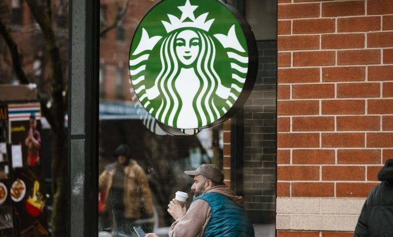 Starbucks asks office workers to stay at home as it announces 1,100 job cuts Starbucks asks office workers to stay at home as it announces 1,100 job cuts