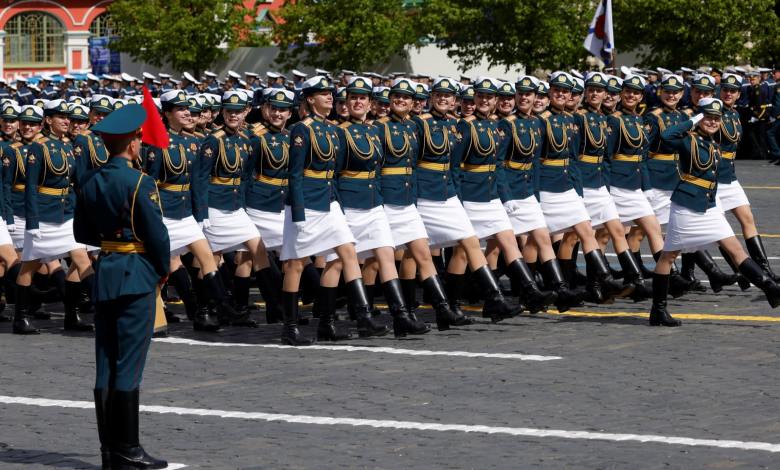 Putin’s war economy is cooling, but Russians still feel richer Putin’s war economy is cooling, but Russians still feel richer