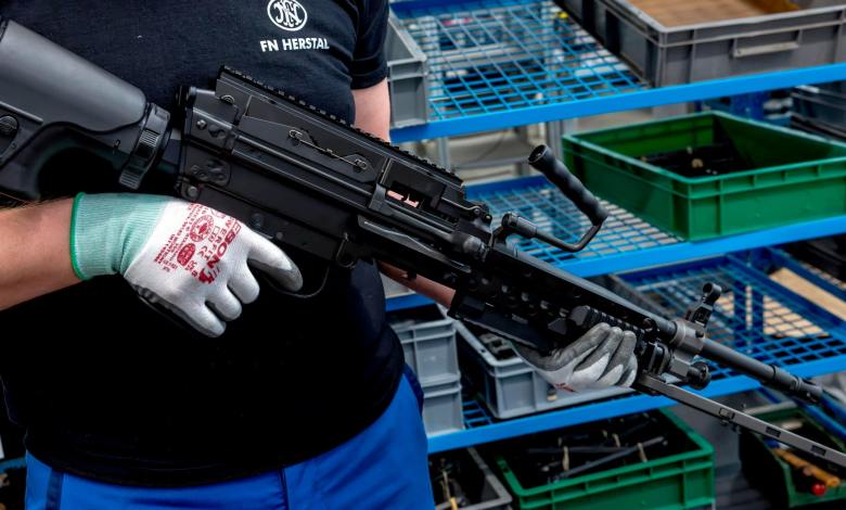 Inside the factory making Europe’s machine guns — by hand Inside the factory making Europe’s machine guns — by hand