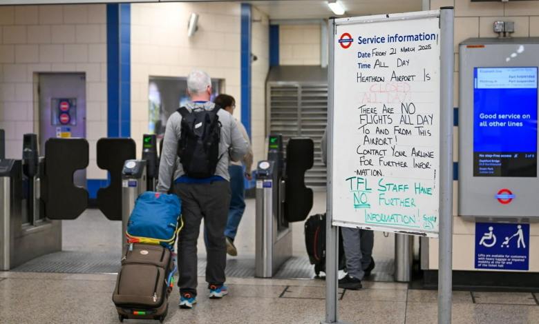 Heathrow warns airlines risk having to pay £1bn for better power system Heathrow warns airlines risk having to pay £1bn for better power system