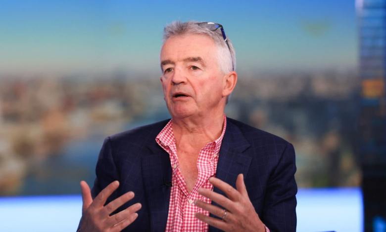 Ryanair boss O’Leary hits €100mn bonus target Ryanair boss O’Leary hits €100mn bonus target
