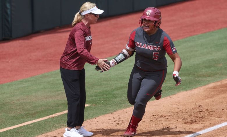 College softball 2025 preview: Top teams, WCWS predictions College softball 2025 preview: Top teams, WCWS predictions