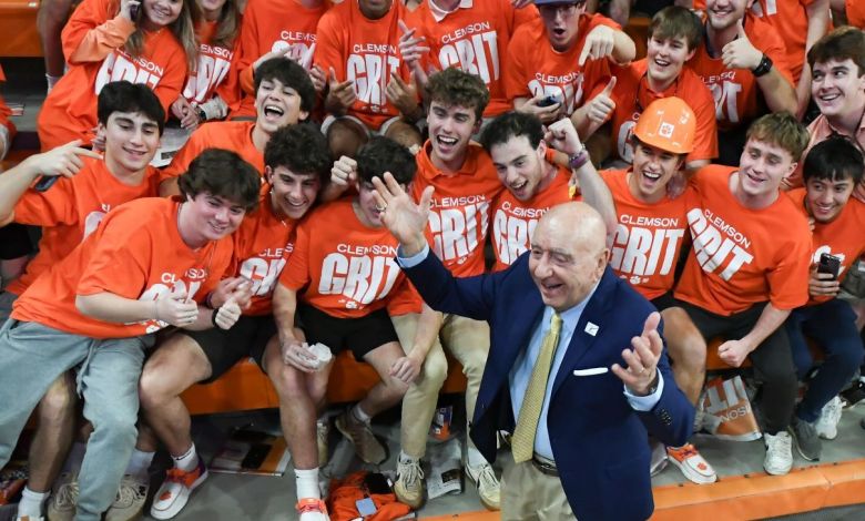 Fans at Clemson shower Dick Vitale with love in return Fans at Clemson shower Dick Vitale with love in return