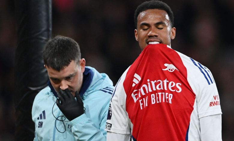 Arsenal defender Gabriel forced off with injury, Arteta ‘worried’ Arsenal defender Gabriel forced off with injury, Arteta ‘worried’