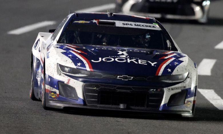 Ross Chastain outraces William Byron, wins Coca-Cola 600 Ross Chastain outraces William Byron, wins Coca-Cola 600