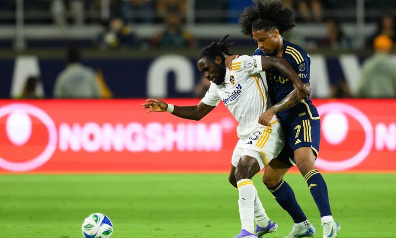 Paintsil scores 2 goals, Nascimento adds 1 goal, Galaxy beat Whitecaps 3-0 Paintsil scores 2 goals, Nascimento adds 1 goal, Galaxy beat Whitecaps 3-0