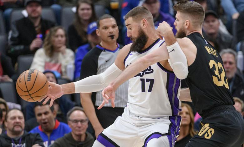 The Kings hand the Cavaliers their 3rd straight loss with a 123-119 win The Kings hand the Cavaliers their 3rd straight loss with a 123-119 win