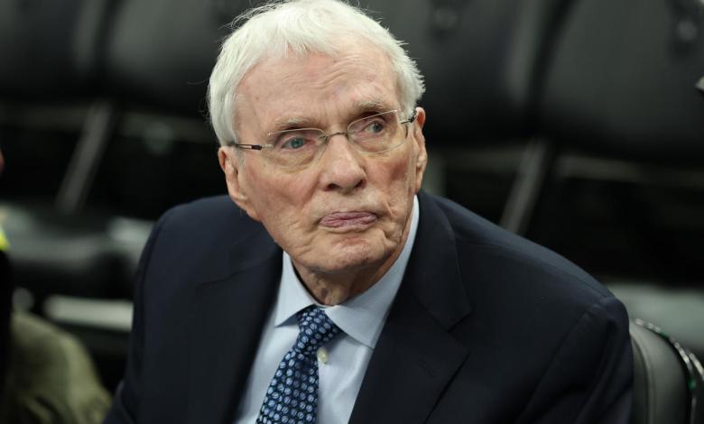 Basketball Hall of Famer Hubie Brown calls his last NBA game at 91 years old Basketball Hall of Famer Hubie Brown calls his last NBA game at 91 years old