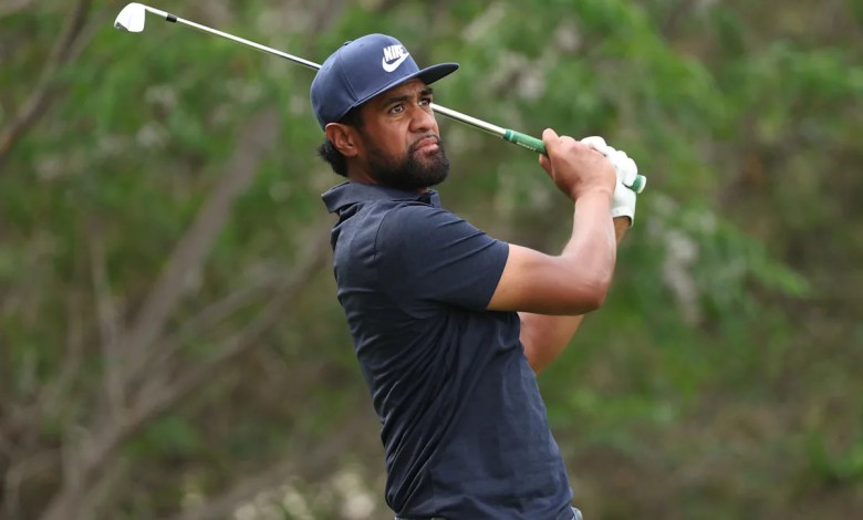 Tony Finau sinks hole-in-one at Valero Texas Open to save his round, make the cut in San Antonio Tony Finau sinks hole-in-one at Valero Texas Open to save his round, make the cut in San Antonio