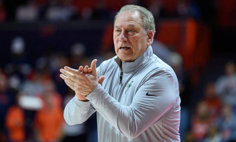 Michigan State coach Tom Izzo breaks Bob Knight’s Big Ten wins record with victory over Illinois Michigan State coach Tom Izzo breaks Bob Knight’s Big Ten wins record with victory over Illinois