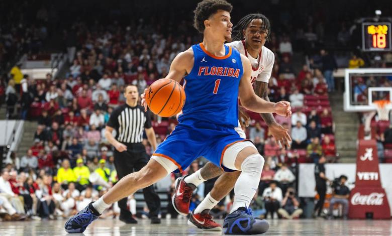 No. 5 Florida spoils No. 7 Alabama’s Senior Night, gains leg up in race for NCAA tournament’s final No. 1 seed No. 5 Florida spoils No. 7 Alabama’s Senior Night, gains leg up in race for NCAA tournament’s final No. 1 seed