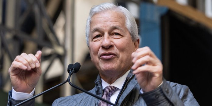 Bitcoin Hater Jamie Dimon Brags That JPMorgan Is a ‘Real’ Blockchain User Bitcoin Hater Jamie Dimon Brags That JPMorgan Is a ‘Real’ Blockchain User