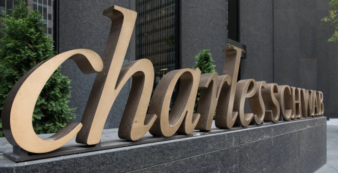 Charles Schwab Mulls Crypto Trading, Incoming CEO ‘Feels Silly’ for Not Buying In Charles Schwab Mulls Crypto Trading, Incoming CEO ‘Feels Silly’ for Not Buying In