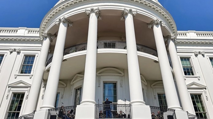 White House Crypto Czar Hails ‘Big Win for Crypto’ as Regulators Scrap Debanking Tactic White House Crypto Czar Hails ‘Big Win for Crypto’ as Regulators Scrap Debanking Tactic