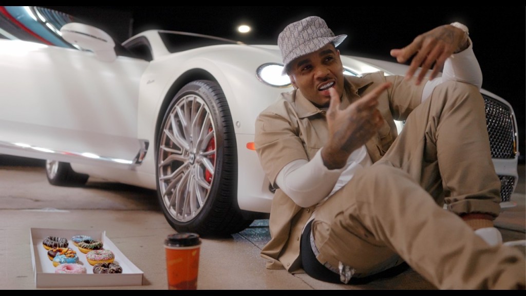 Kevin Gates – Feel (video musik resmi) Kevin Gates – Feel (video musik resmi)