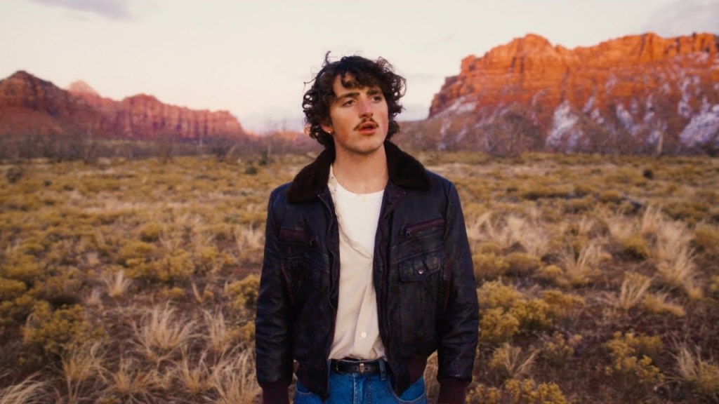 Benson Boone – hal -hal indah (video musik resmi) Benson Boone – hal -hal indah (video musik resmi)