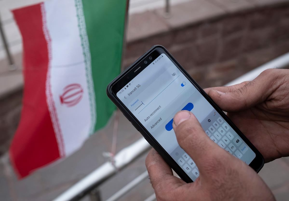 Iran restricts internet access to ward off Israeli cyberattacks Iran restricts internet access to ward off Israeli cyberattacks