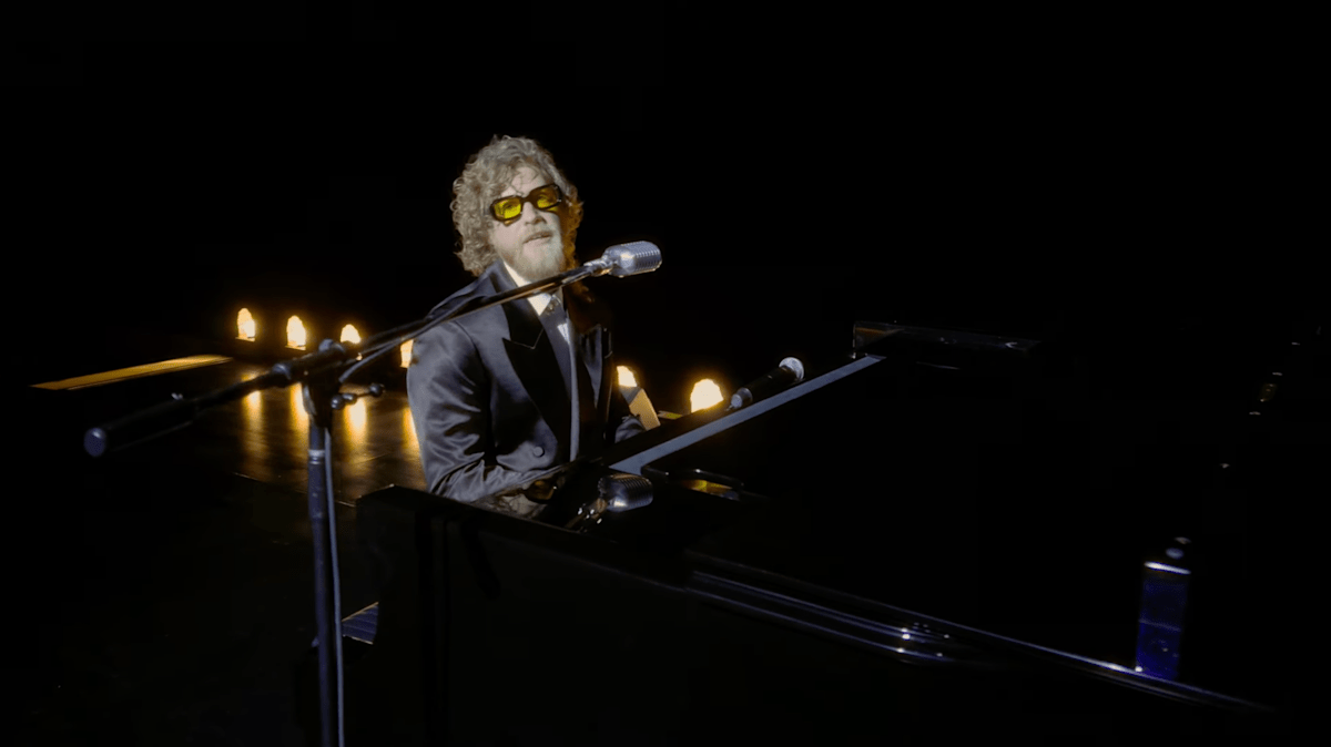 Every WWDC should end with a song composed of app reviews Every WWDC should end with a song composed of app reviews